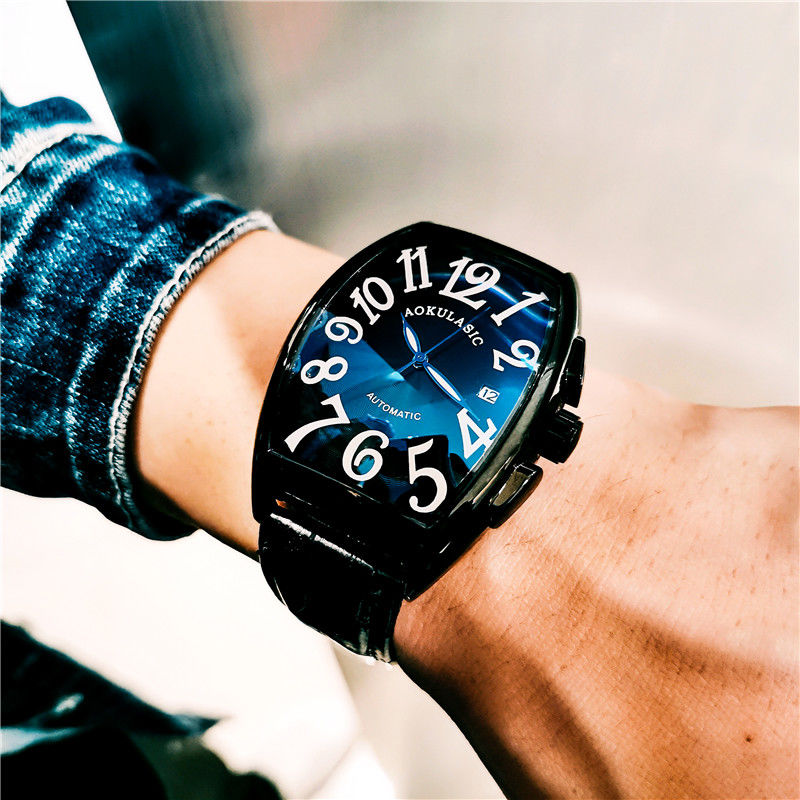 고급스러운 남성용 기계식 시계, 배럴형 스켈레톤 가죽  - Cartier Watch Tank 리뷰 및 가격